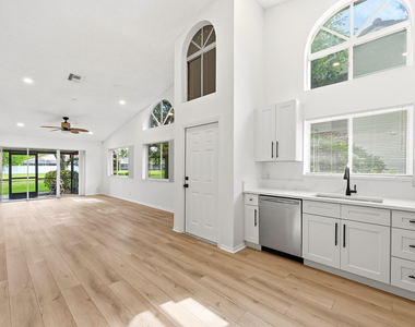 7618 S Pinewalk Dr S - Photo Thumbnail 20