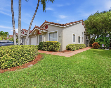 7618 S Pinewalk Dr S - Photo Thumbnail 2