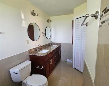3110 Se Card Terrace - Photo Thumbnail 14
