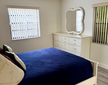 1357 Nw 94th Way - Photo Thumbnail 10