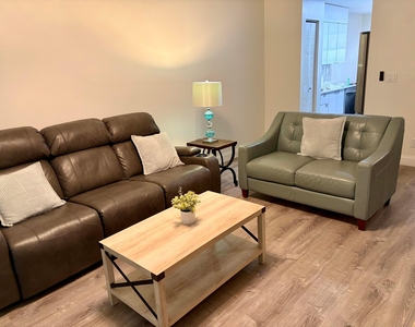 1357 Nw 94th Way - Photo Thumbnail 3