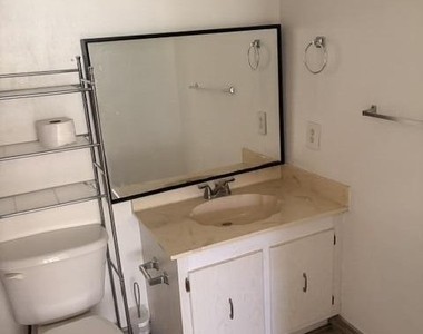 607 S State Rd 7 - Photo Thumbnail 21