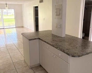 607 S State Rd 7 - Photo Thumbnail 13