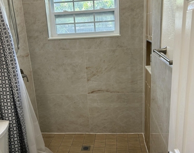 61 Nw 47th Street - Photo Thumbnail 8