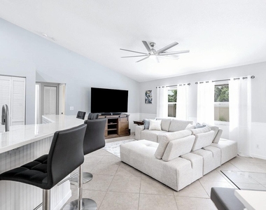 12898 Buckland Street - Photo Thumbnail 10