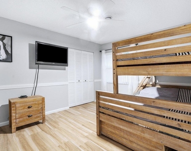 12898 Buckland Street - Photo Thumbnail 34