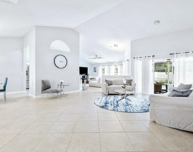 12898 Buckland Street - Photo Thumbnail 5