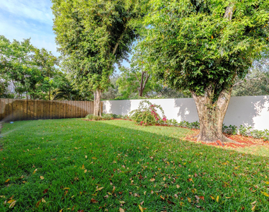 4082 Trenton Avenue - Photo Thumbnail 27