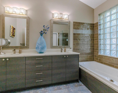 4082 Trenton Avenue - Photo Thumbnail 14