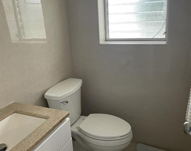 2200 Diana Drive - Photo Thumbnail 8