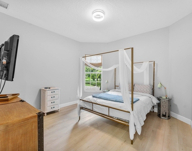 2068 Wightman Drive - Photo Thumbnail 25