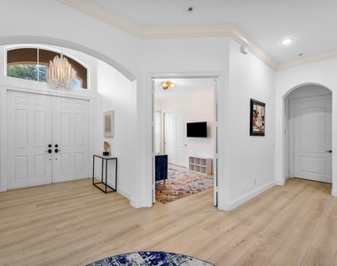 2068 Wightman Drive - Photo Thumbnail 4