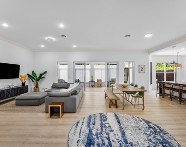 2068 Wightman Drive - Photo Thumbnail 16
