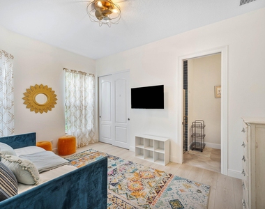 2068 Wightman Drive - Photo Thumbnail 23
