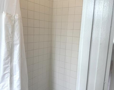 715 2nd Avenue S - Photo Thumbnail 6