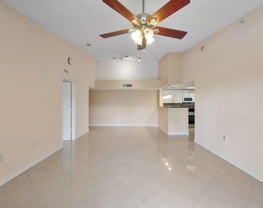 5011 Wiles Road - Photo Thumbnail 21