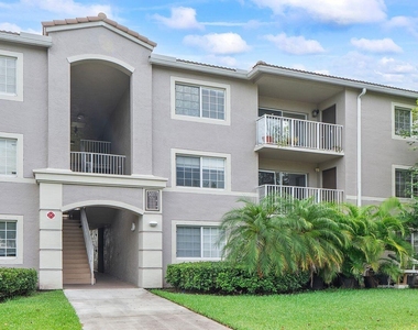 5011 Wiles Road - Photo Thumbnail 18