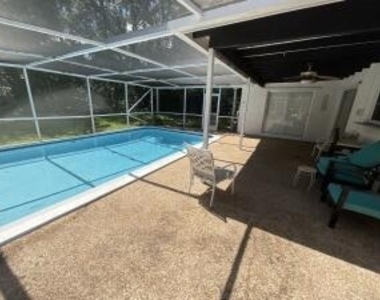 3205 Nw 87th Avenue - Photo Thumbnail 25