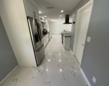 3205 Nw 87th Avenue - Photo Thumbnail 11