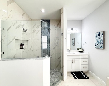 363 Sw Becker Road - Photo Thumbnail 12