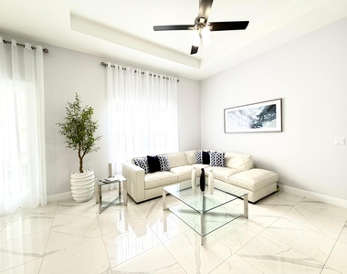 363 Sw Becker Road - Photo Thumbnail 15