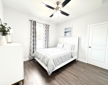 363 Sw Becker Road - Photo Thumbnail 9