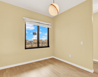 370 Golfview Road - Photo Thumbnail 19