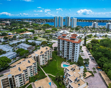 370 Golfview Road - Photo Thumbnail 51