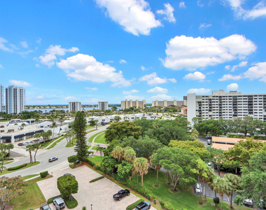 370 Golfview Road - Photo Thumbnail 37