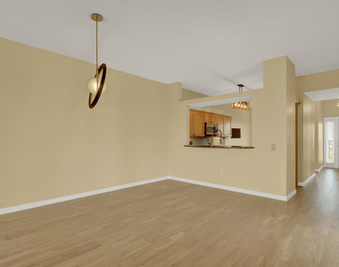 370 Golfview Road - Photo Thumbnail 8