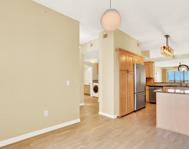 370 Golfview Road - Photo Thumbnail 20