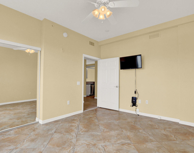 370 Golfview Road - Photo Thumbnail 29