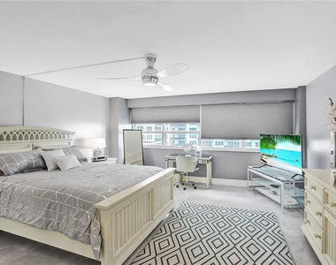 3430 Galt Ocean Drive - Photo Thumbnail 20
