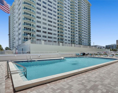 3430 Galt Ocean Drive - Photo Thumbnail 35
