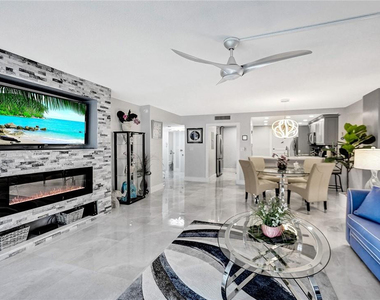 3430 Galt Ocean Drive - Photo Thumbnail 11