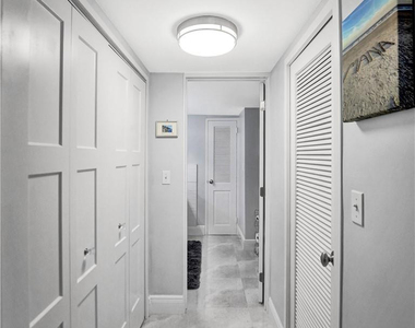 3430 Galt Ocean Drive - Photo Thumbnail 22