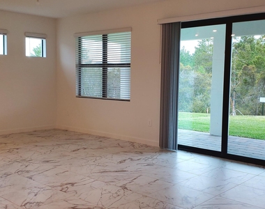 1949 Ne Ocean Dunes Drive - Photo Thumbnail 14
