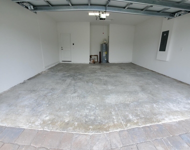 1949 Ne Ocean Dunes Drive - Photo Thumbnail 25