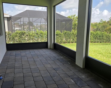 1949 Ne Ocean Dunes Drive - Photo Thumbnail 26