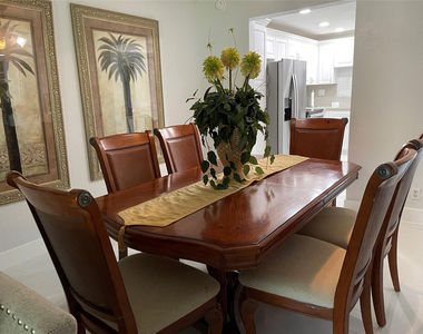 9420 S Hollybrook Lake Drive - Photo Thumbnail 6