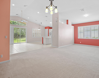 1196 Se Fleming Way - Photo Thumbnail 5