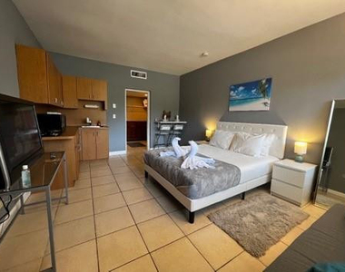 26 Diplomat Parkway - Photo Thumbnail 9
