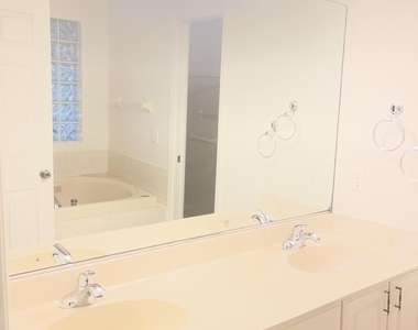 1538 Sw Neptune Avenue - Photo Thumbnail 13