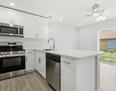 2955 Dunbar Street - Photo Thumbnail 3