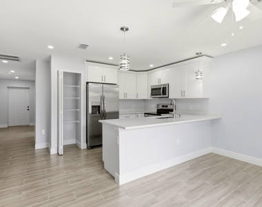 2955 Dunbar Street - Photo Thumbnail 2