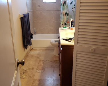 899 Se 2nd Avenue - Photo Thumbnail 16