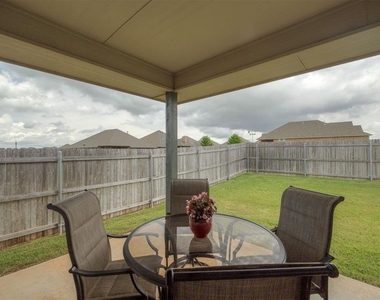 18500 Summer Grove Avenue - Photo Thumbnail 25