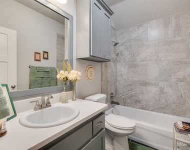 18500 Summer Grove Avenue - Photo Thumbnail 21