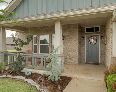 18500 Summer Grove Avenue - Photo Thumbnail 2