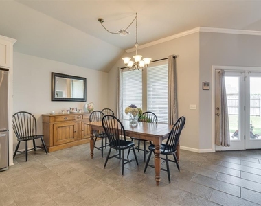 18500 Summer Grove Avenue - Photo Thumbnail 14